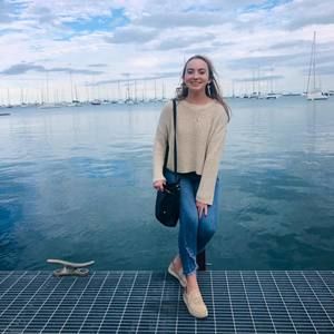 Meet your Posher, Kellie